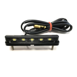 Luz de matricula LED V Parts Universal con tornillos 12V0.5W 68,5x15mm