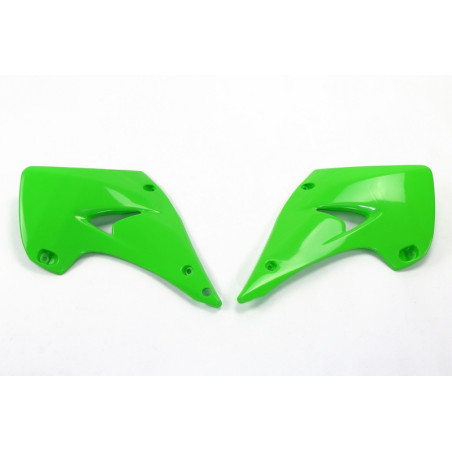 Plásticos laterales de radiador UFO Kawasaki verde KA03738-026