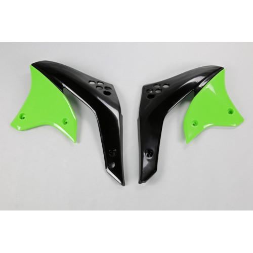 Plásticos laterales de radiador UFO Kawasaki verde KA03770-026