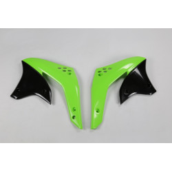 Plásticos laterales de radiador UFO Kawasaki verde KA03784-026