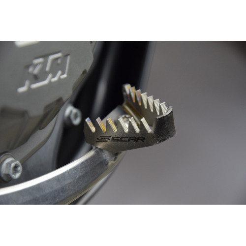 Puntera pedal de freno titanio SCAR