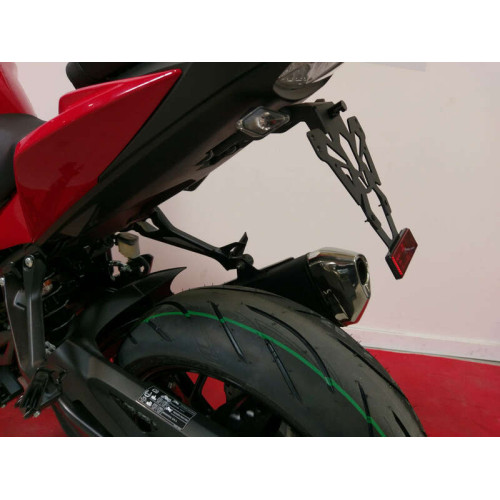 Portamatrículas Suzuki GSX-S750/S1000 negro V PARTS