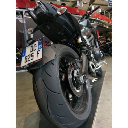 Portamatrículas a la rueda Yamaha MT-09 negro
