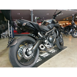 Portamatrículas a la rueda Yamaha MT-09 negro 2