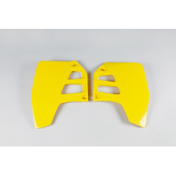 Plásticos laterales de radiador UFO Suzuki amarillo SU02909-101