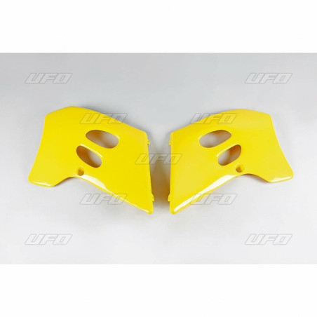 Plásticos laterales de radiador UFO Suzuki amarillo SU02945-101