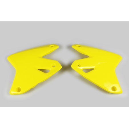 Plásticos laterales de radiador UFO Suzuki amarillo SU03978-102