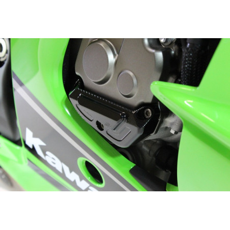 Protector de la tapa del motor GILLES (lado derecho), negro