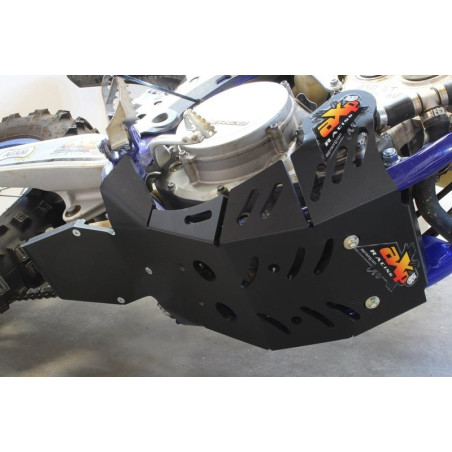 Cubrecárter AXP enduro negro AX1536
