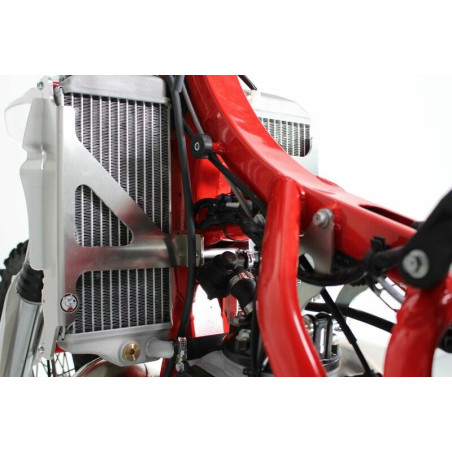 Protectores de radiador AXP aluminio/rojo Beta RR250/300