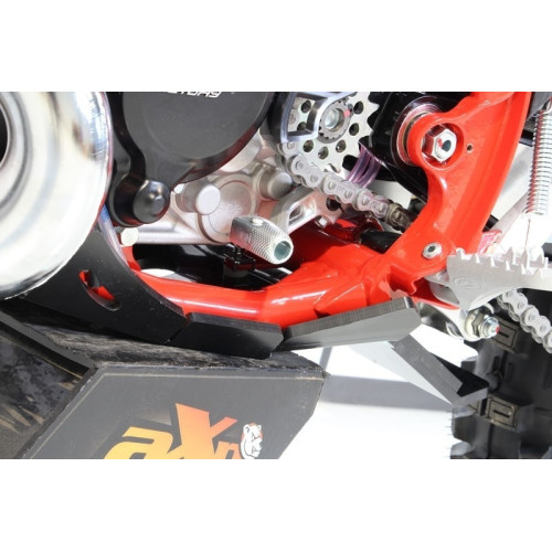 Cubrecárter AXP Xtrem negro Beta 125RR
