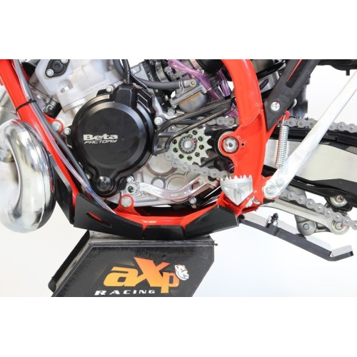 Cubrecárter AXP Xtrem negro Beta 125RR