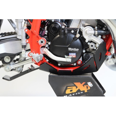 Cubrecárter AXP Xtrem negro Beta 125RR