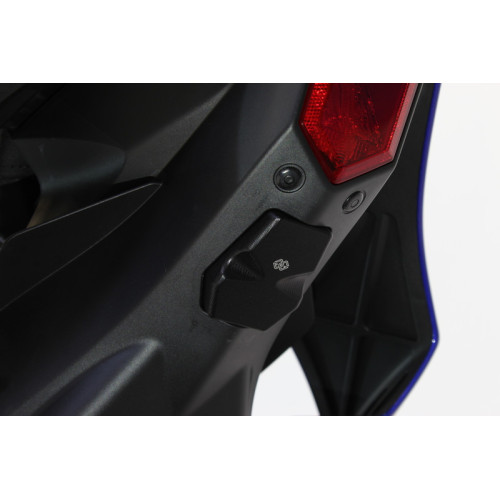 Kit de tapas para circuito Gilles Tooling (retrovisores + guardabarros), negro