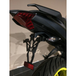 Portamatrículas Yamaha MT-03 negro V PARTS 2