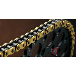 Cadena Renthal 520R1 con 112 eslabones negro/oro 2