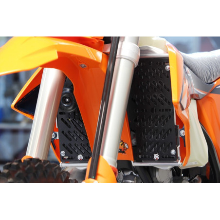 Protectores de radiador AXP Xtrem PEAD