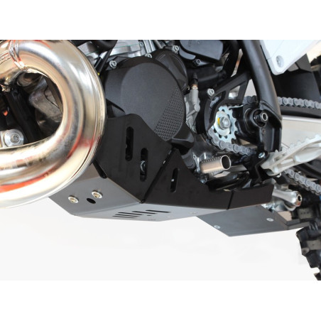 Cubrecárter AXP Xtrem con protección de bieleta - PEAD 8 mm