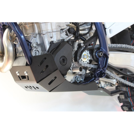Cubrecárter AXP Xtrem con protección de bieleta - PEAD 8 mm