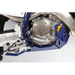Cubrecárter AXP Xtrem con protección de bieleta - PEAD 8 mm