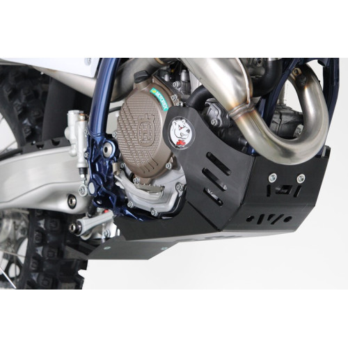 Cubrecárter AXP Xtrem con protección de bieleta - PEAD 8 mm