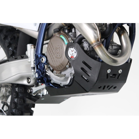 Cubrecárter AXP Xtrem con protección de bieleta - PEAD 8 mm