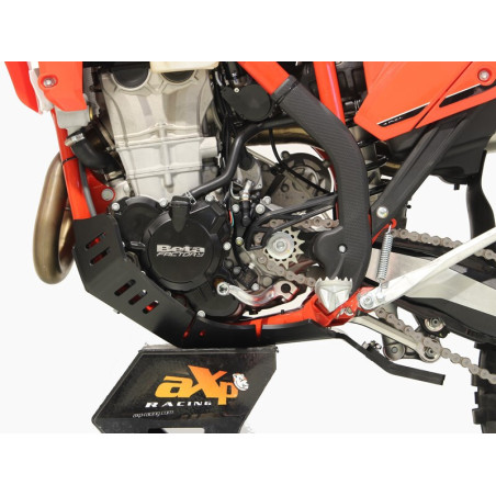 Cubrecárter AXP Xtrem con protección de bieleta - PEAD 8 mm