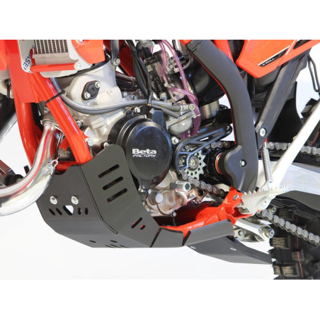 Cubrecárter AXP Xtrem con protección de bieleta - PEAD 8 mm