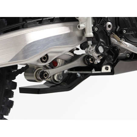 Cubrecárter AXP Xtrem con protección de bieleta - PEAD 8 mm
