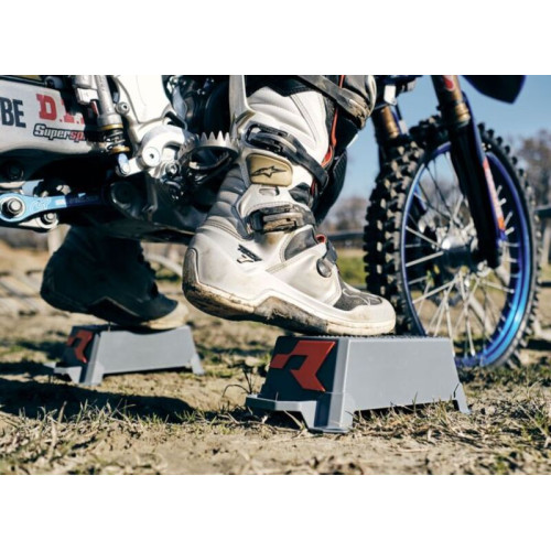 Bloques elevadores de salida RACETECH