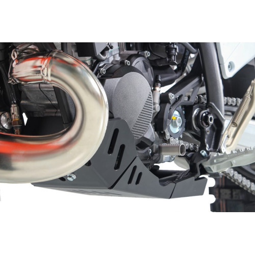 Cubrecárter AXP Xtrem con protección de bieleta - PEAD 8 mm