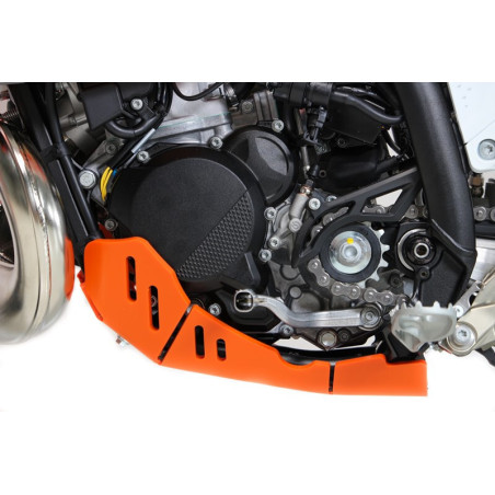 Cubrecárter AXP Xtrem con protección de bieleta - PEAD 8 mm