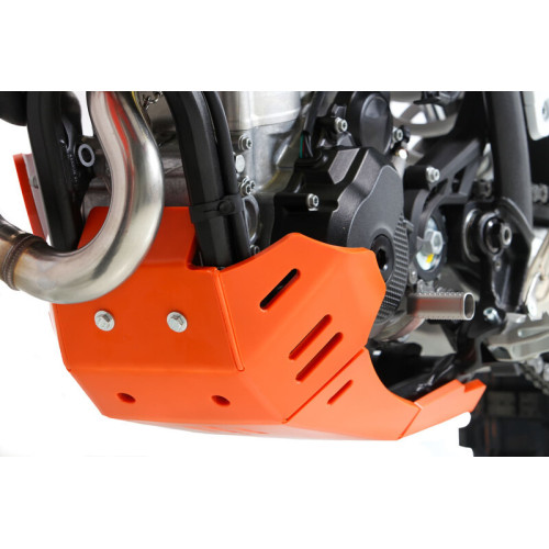 Cubrecárter AXP Xtrem con protección de bieleta - PEAD 8 mm