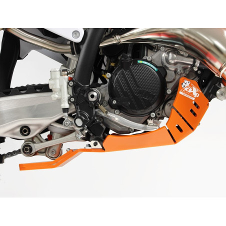 Cubrecárter AXP Xtrem con protección de bieleta - PEAD 8 mm
