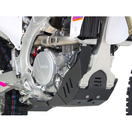 Cubrecárter AXP Xtrem con protección de bieleta - PEAD 8 mm
