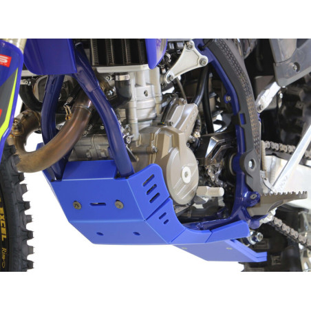 Cubrecárter AXP Xtrem con protección de bieleta - PEAD 8 mm