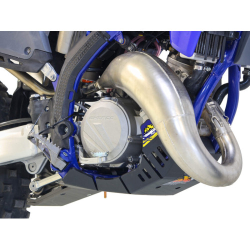 Cubrecárter AXP Xtrem con protección de bieleta - PEAD 8 mm