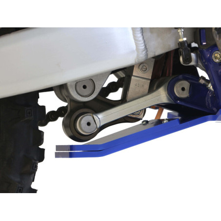 Cubrecárter AXP Xtrem con protección de bieleta - PEAD 8 mm