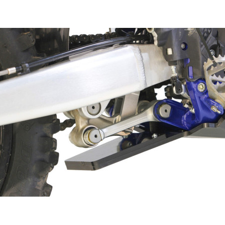 Cubrecárter AXP Xtrem con protección de bieleta - PEAD 8 mm