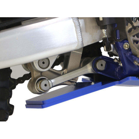 Cubrecárter AXP Xtrem con protección de bieleta - PEAD 8 mm