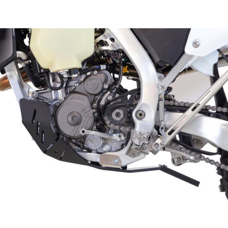 Cubrecárter AXP Xtrem con protección de bieleta - PEAD 8 mm