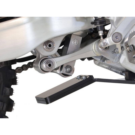 Cubrecárter AXP Xtrem con protección de bieleta - PEAD 8 mm
