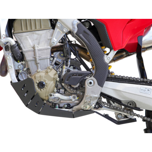 Cubrecárter AXP Xtrem con protección de bieleta - PEAD 8 mm