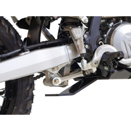 Cubrecárter AXP Xtrem con protección de bieleta - PEAD 8 mm